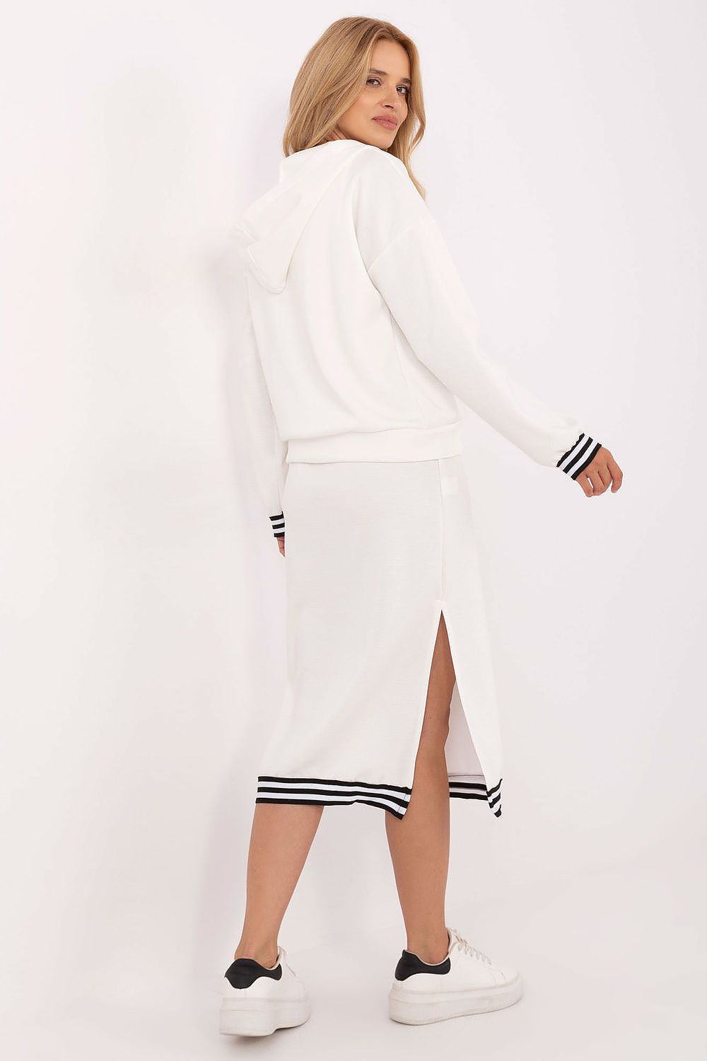 Set model 216731 Rue Paris